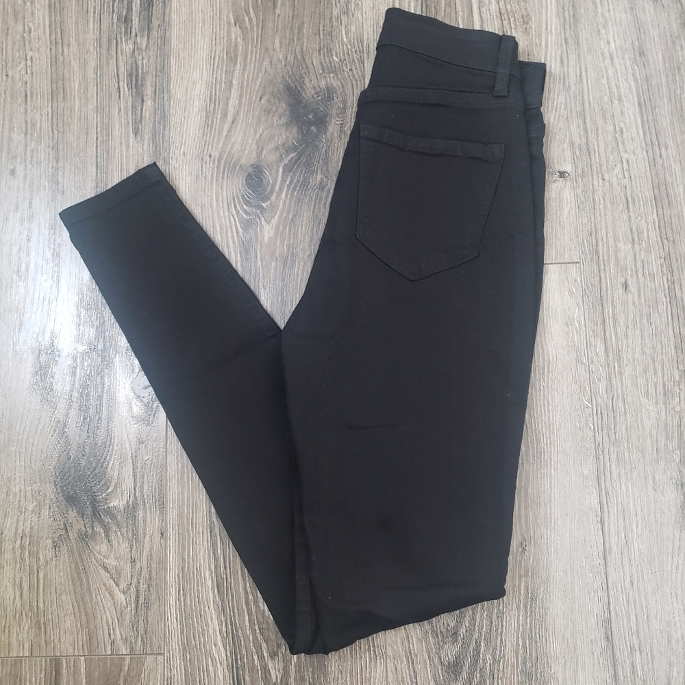 High Rise Skinnies NWOT